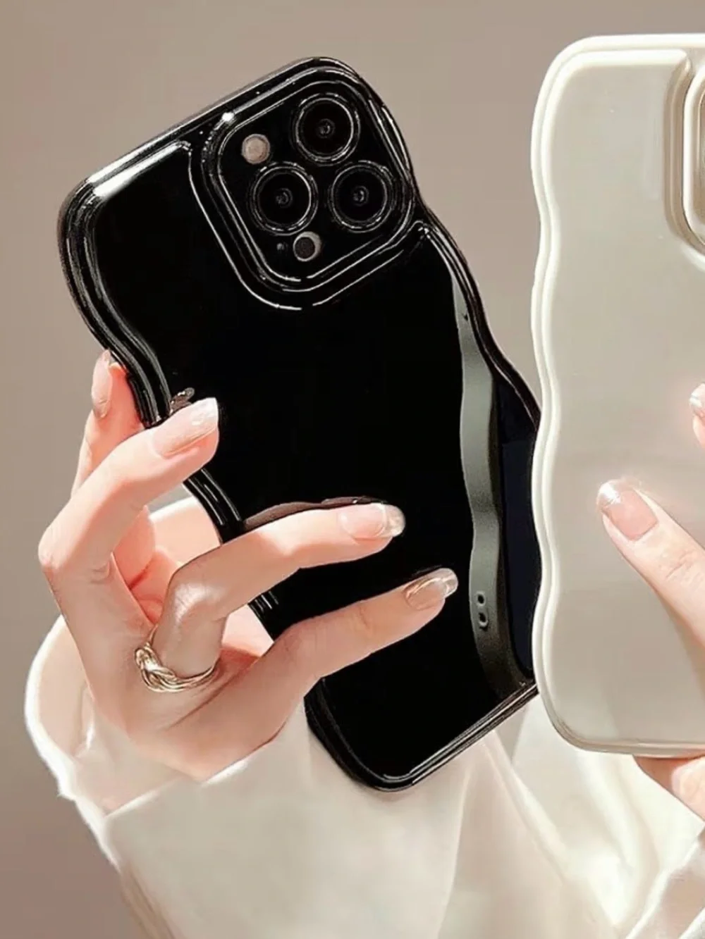 NEW Black Wavy Silicone Phone Case - iPhone 14 Pro